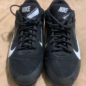 Men’s Size 10.5 Nike Vapor Keystone Baseball Cleats.